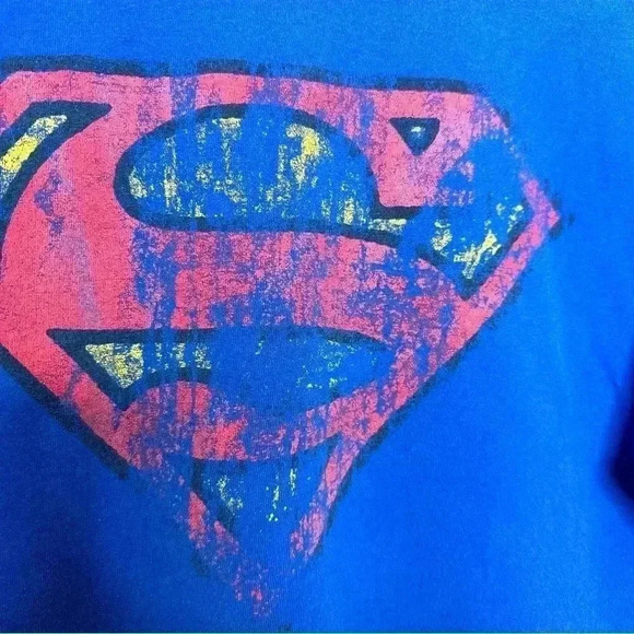 NTD Apparel Superman T-Shirt Blue / Red / Yellow Size Large - Picture 3 of 16